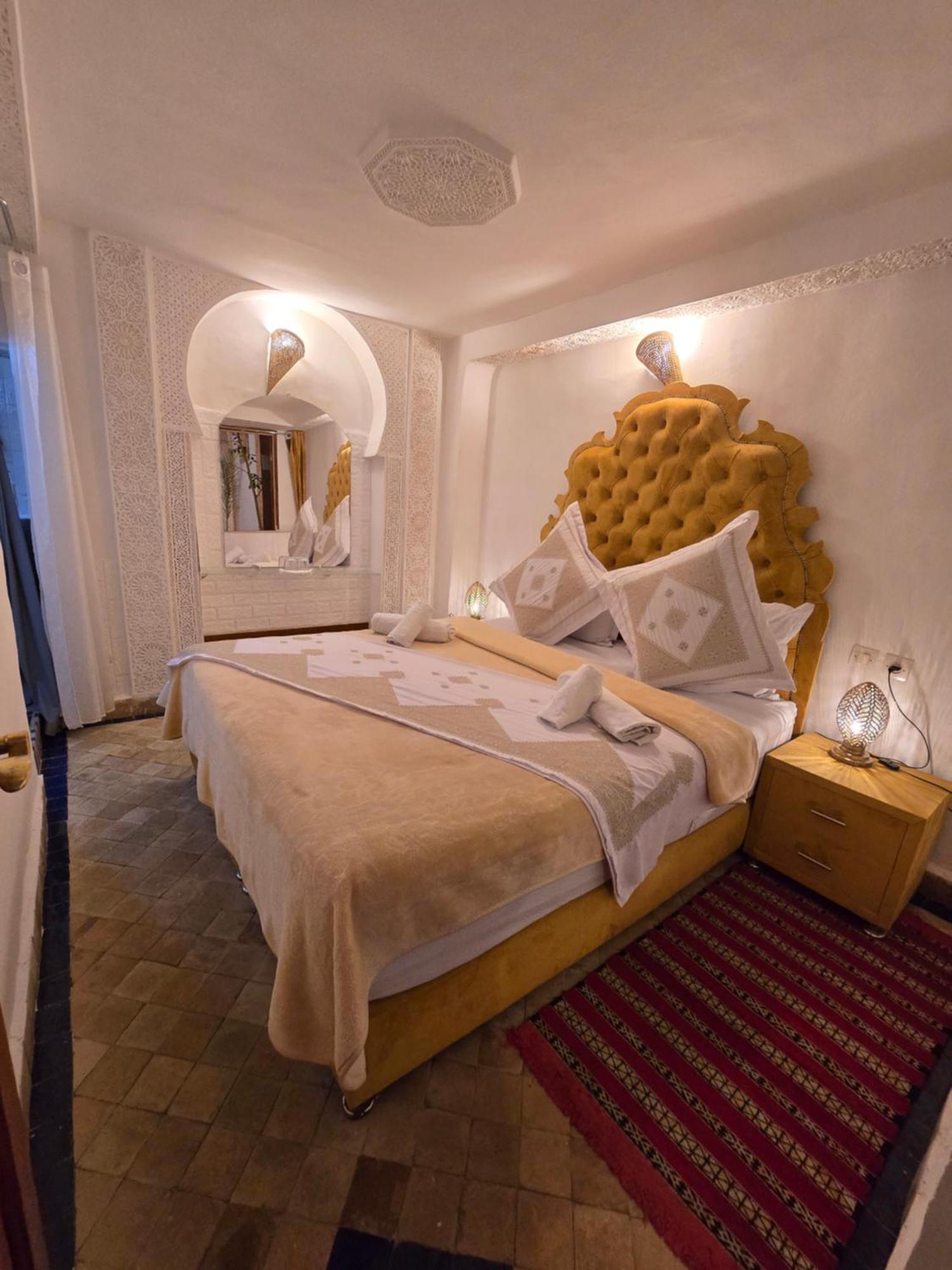 Bed and Breakfast Dar Khmissa Fez Exterior foto