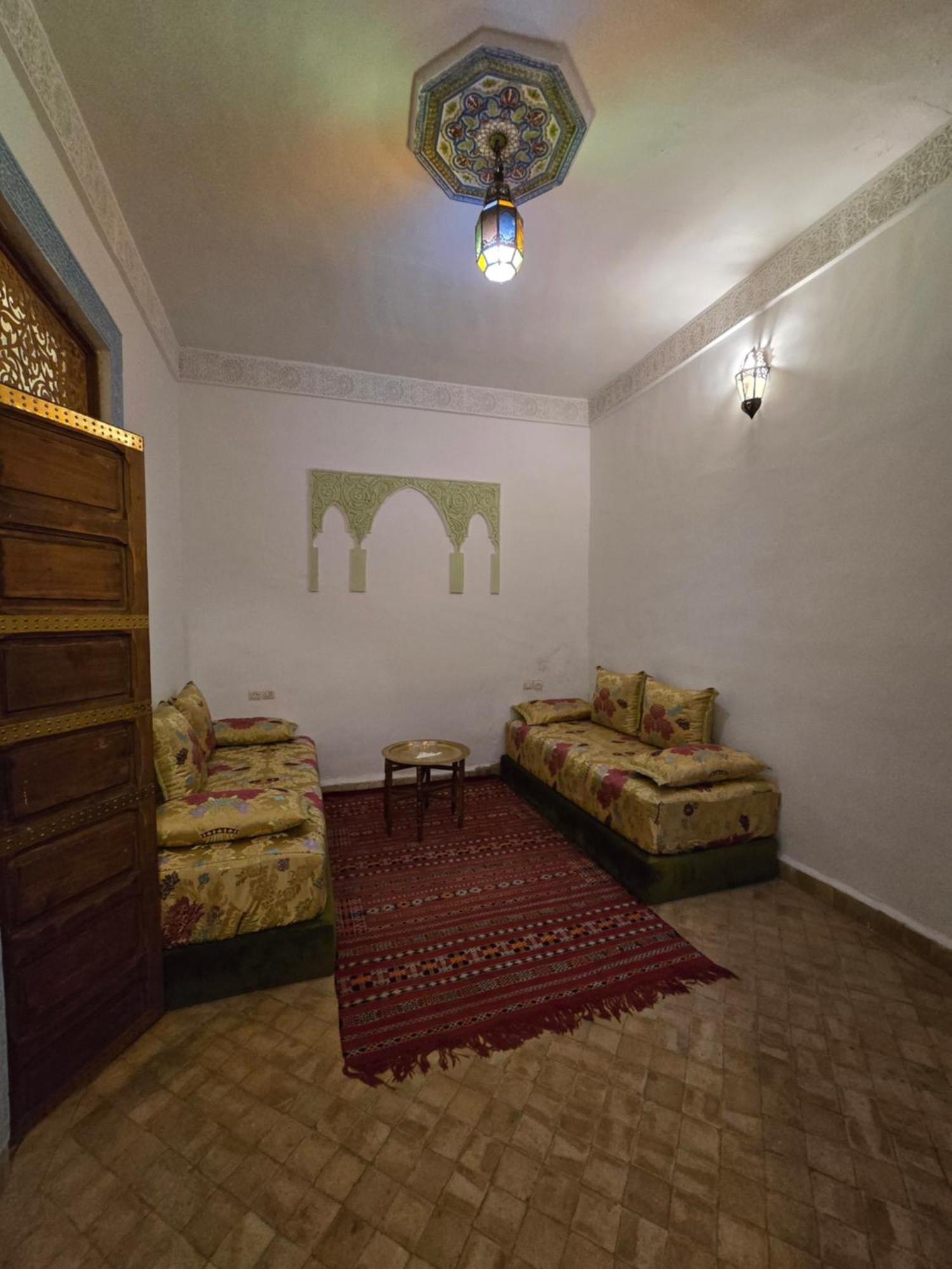 Bed and Breakfast Dar Khmissa Fez Exterior foto